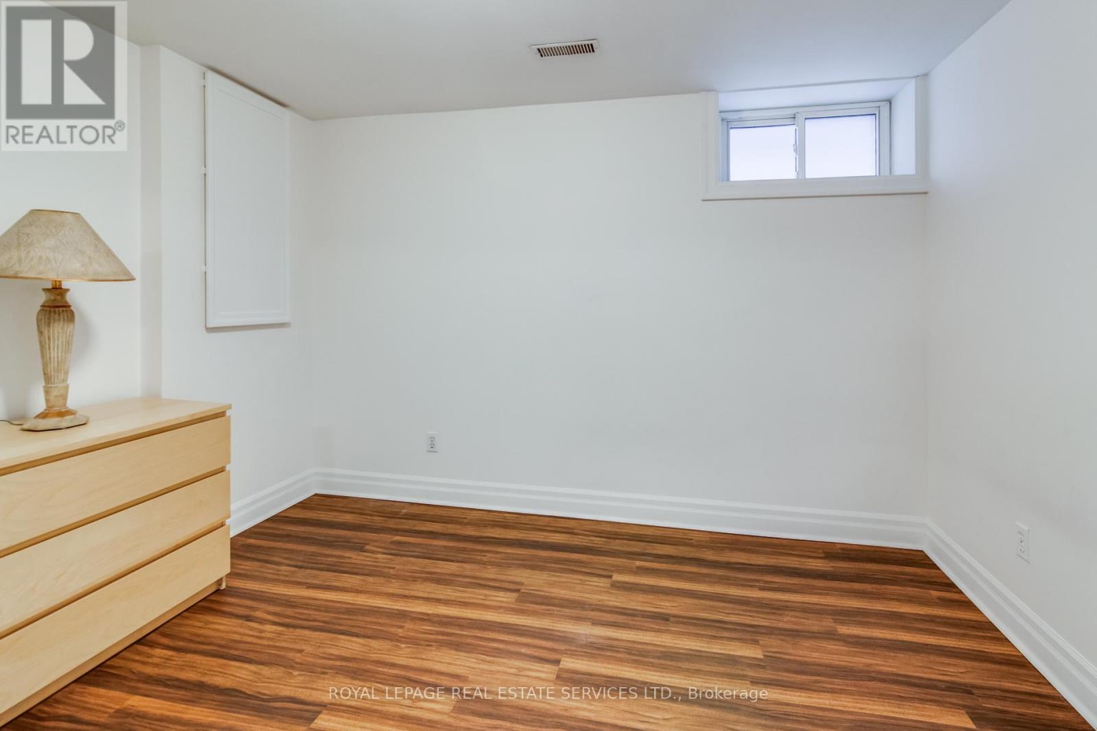 L - 116 Gillard Avenue, Toronto, Ontario  M4J 4N6 - Photo 16 - E12172790