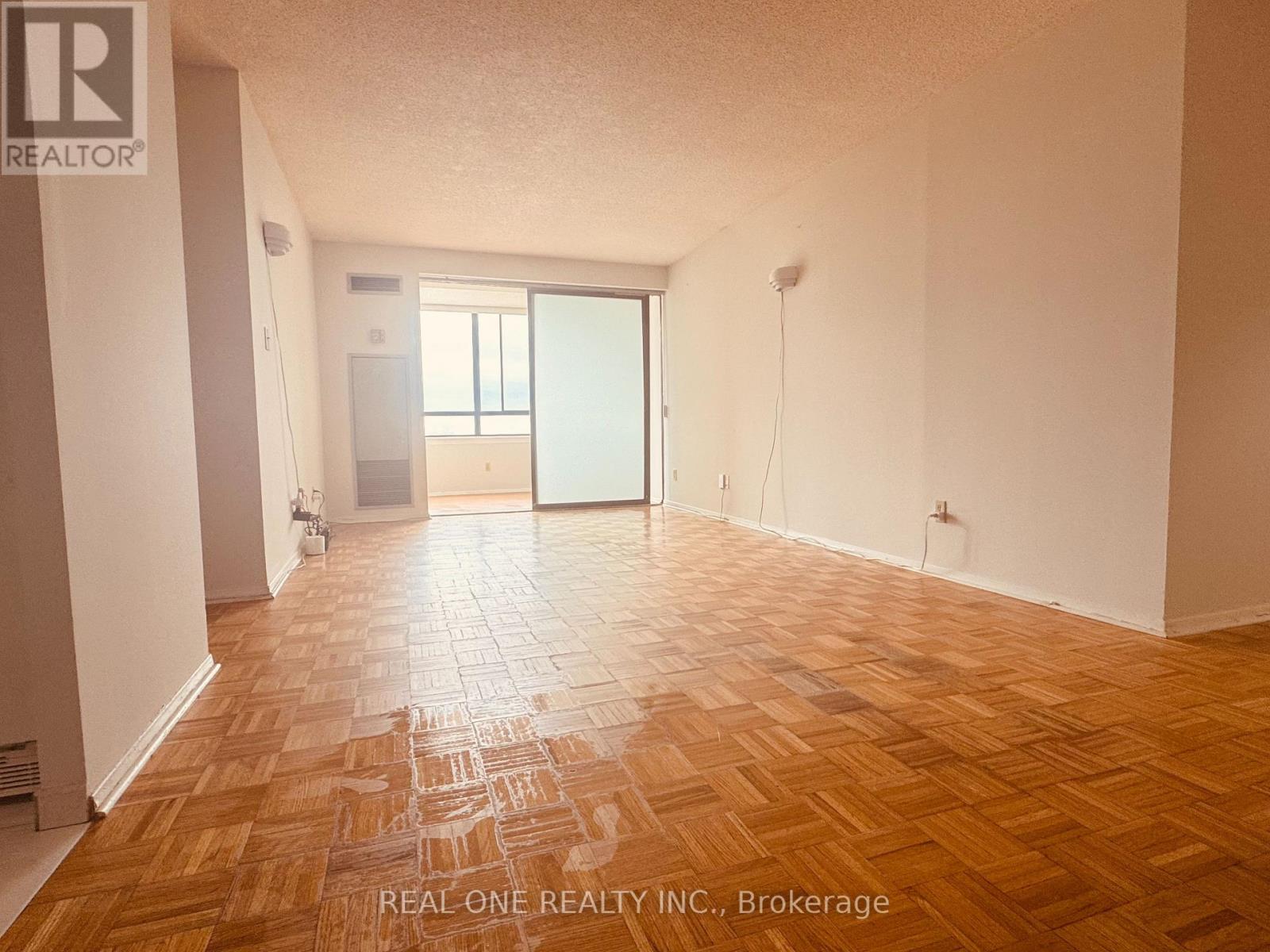 1723 - 75 Bamburgh Circle, Toronto (Steeles), Ontario  M1W 3W1 - Photo 4 - E12172793