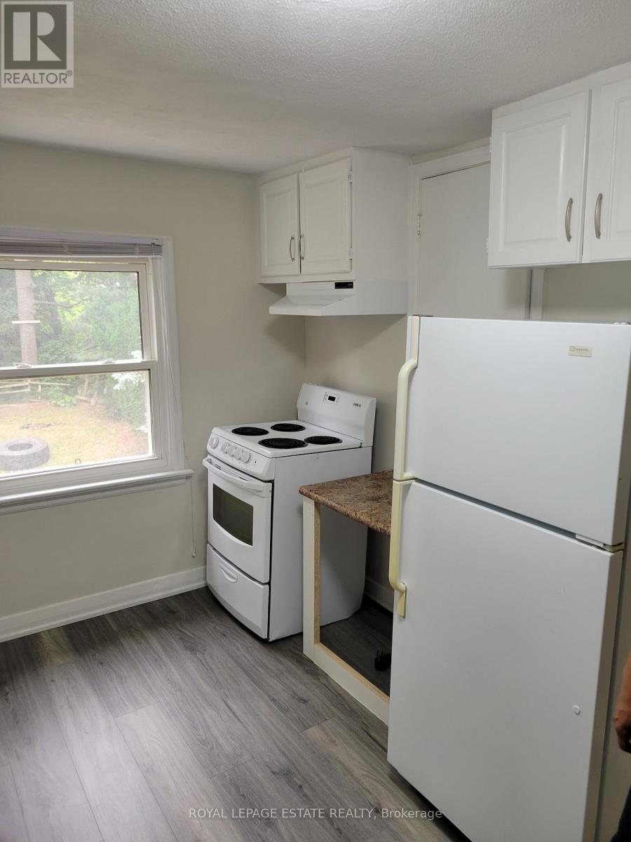Upper - 13 Pinegrove Avenue, Toronto, Ontario  M1N 2G3 - Photo 11 - E12172801