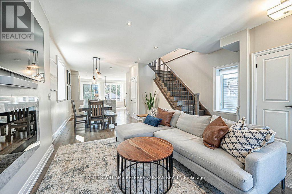 41 Doncaster Avenue, Toronto (Woodbine-Lumsden), Ontario  M4C 1Y6 - Photo 6 - E12172927