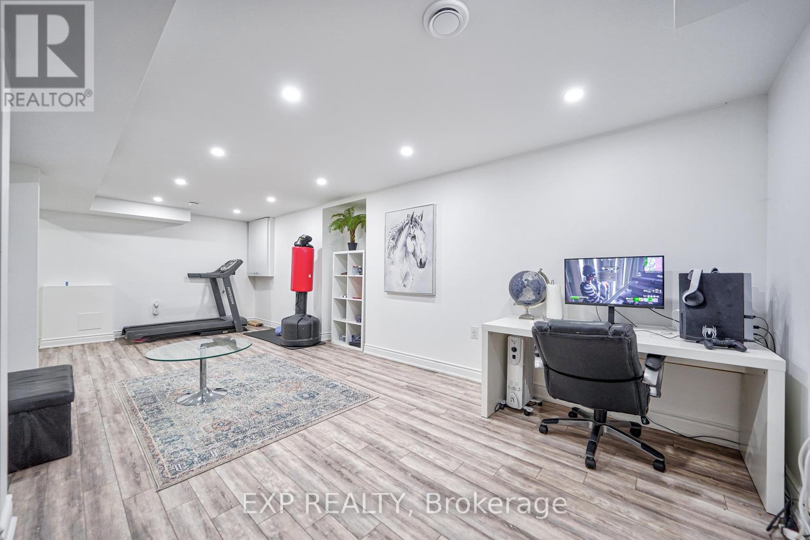32 Parade Square, Toronto, Ontario  M1C 3T6 - Photo 19 - E12172937