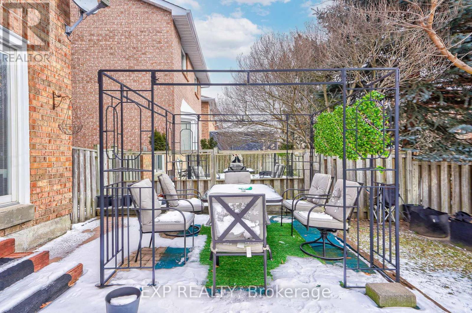 32 Parade Square, Toronto, Ontario  M1C 3T6 - Photo 26 - E12172937