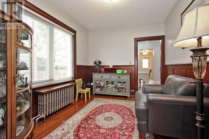 340 Mortimer Avenue, Toronto, Ontario  M4J 2E1 - Photo 7 - E12172958