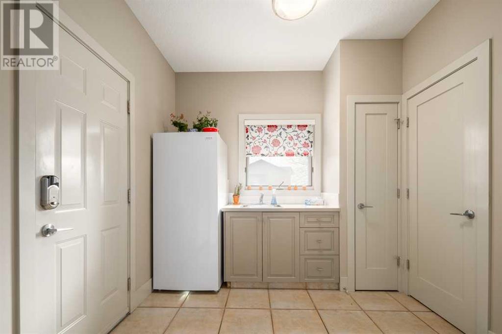 343 Candle Place Sw, Calgary, Alberta  T2W 3B3 - Photo 23 - A2211807