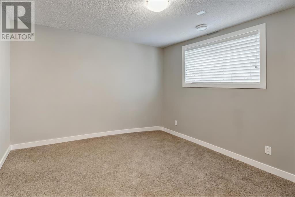 247 Hillcrest Circle Sw, Airdrie, Alberta  T4B 0Y6 - Photo 34 - A2219173