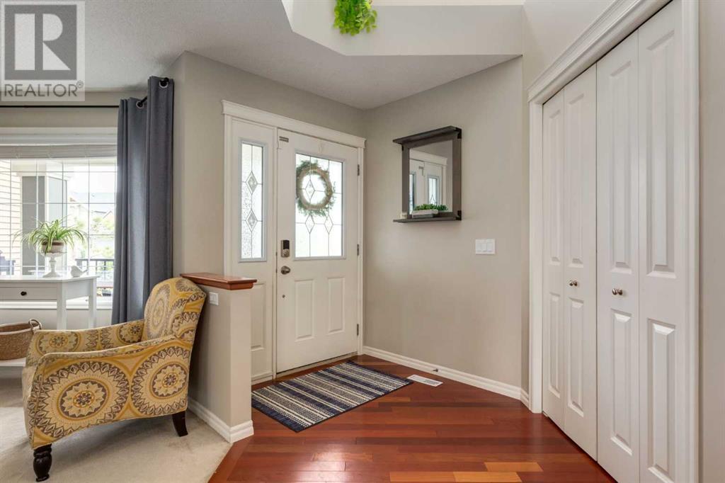 179 Coopers Hill Sw, Airdrie, Alberta  T4B 0B9 - Photo 4 - A2219372