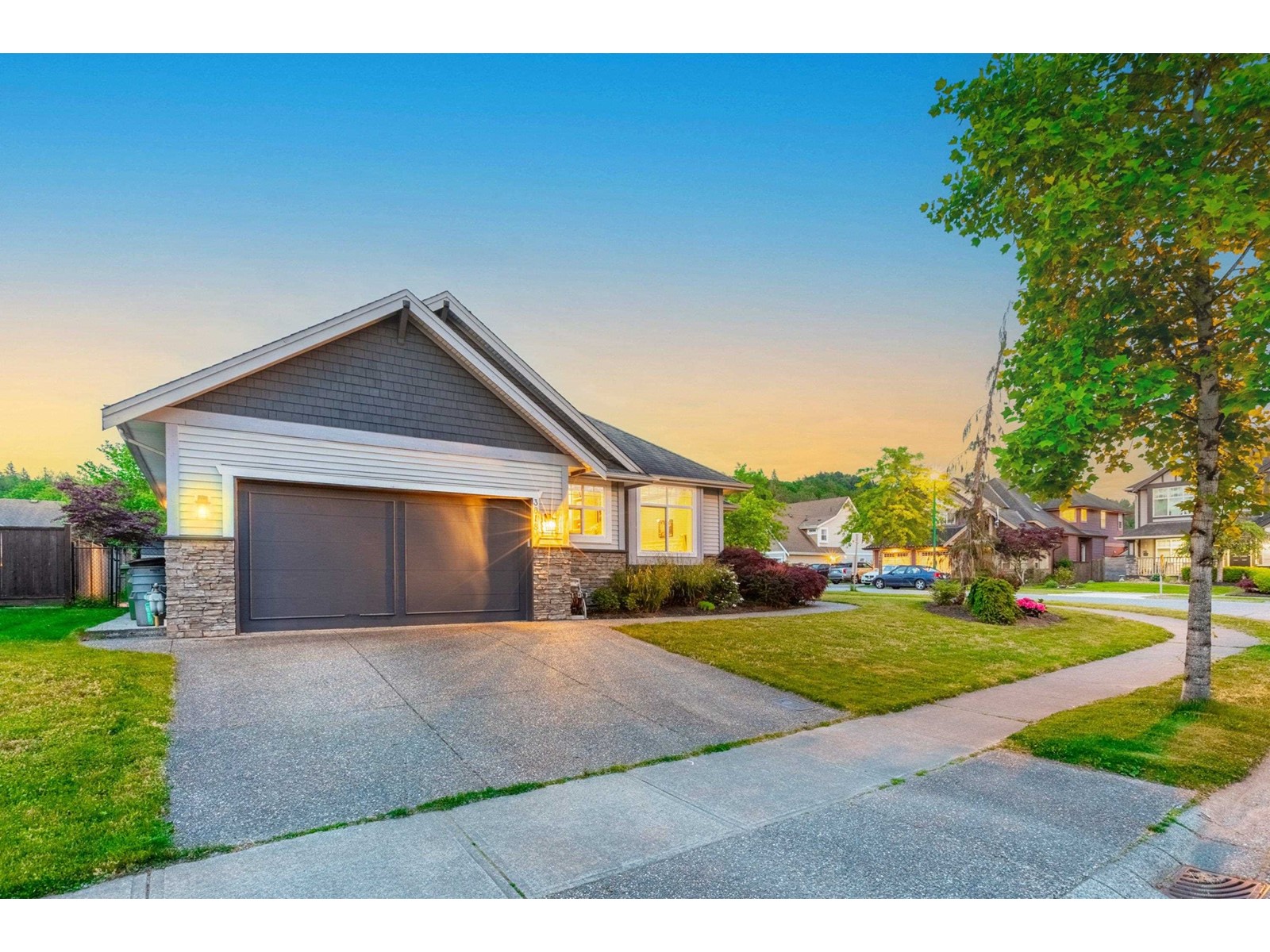 Property at 3818 CAVES COURT image 3