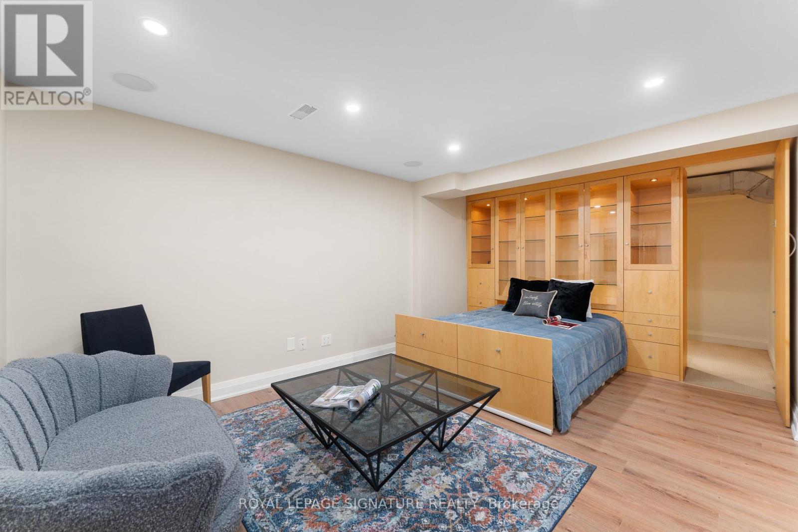 153 - 96 Crimson Mill Way, Toronto, Ontario  M2L 1T6 - Photo 28 - C12159833