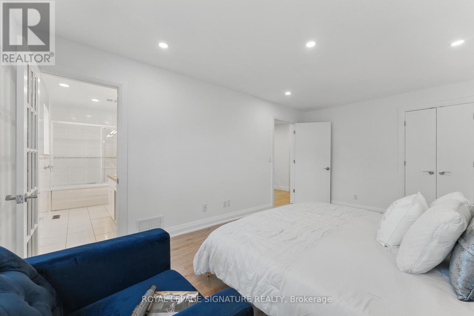 153 - 96 Crimson Mill Way, Toronto, Ontario  M2L 1T6 - Photo 19 - C12159833