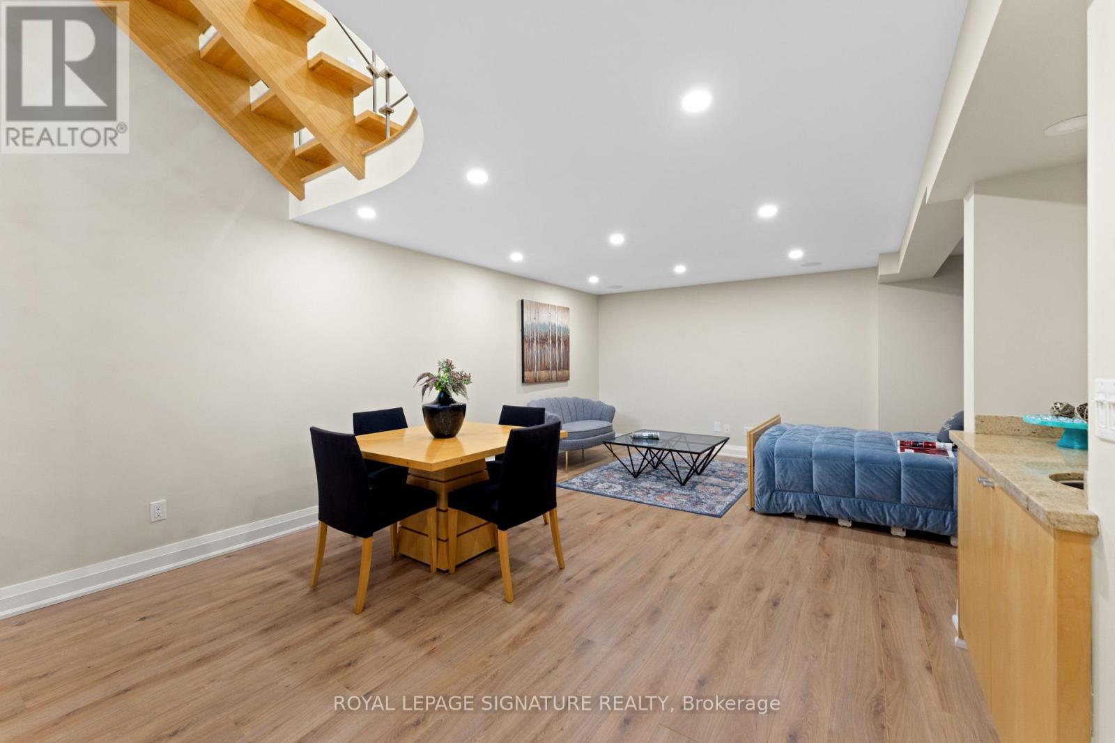 153 - 96 Crimson Mill Way, Toronto, Ontario  M2L 1T6 - Photo 29 - C12159833
