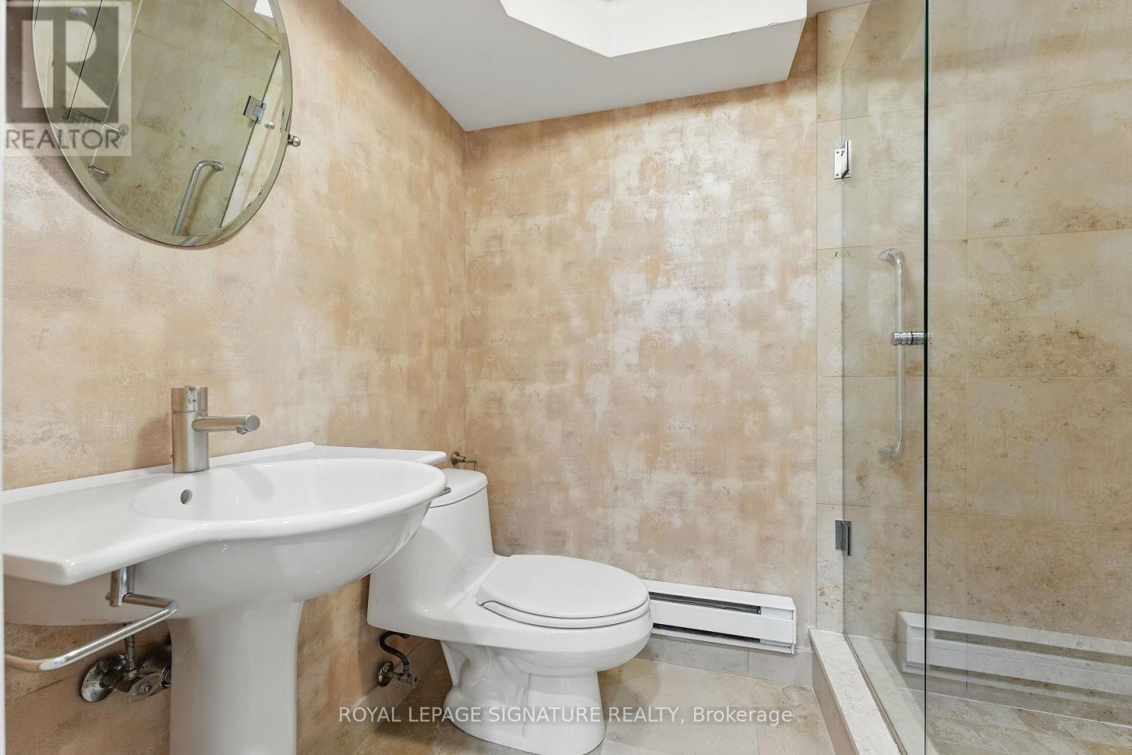 153 - 96 Crimson Mill Way, Toronto, Ontario  M2L 1T6 - Photo 26 - C12159833