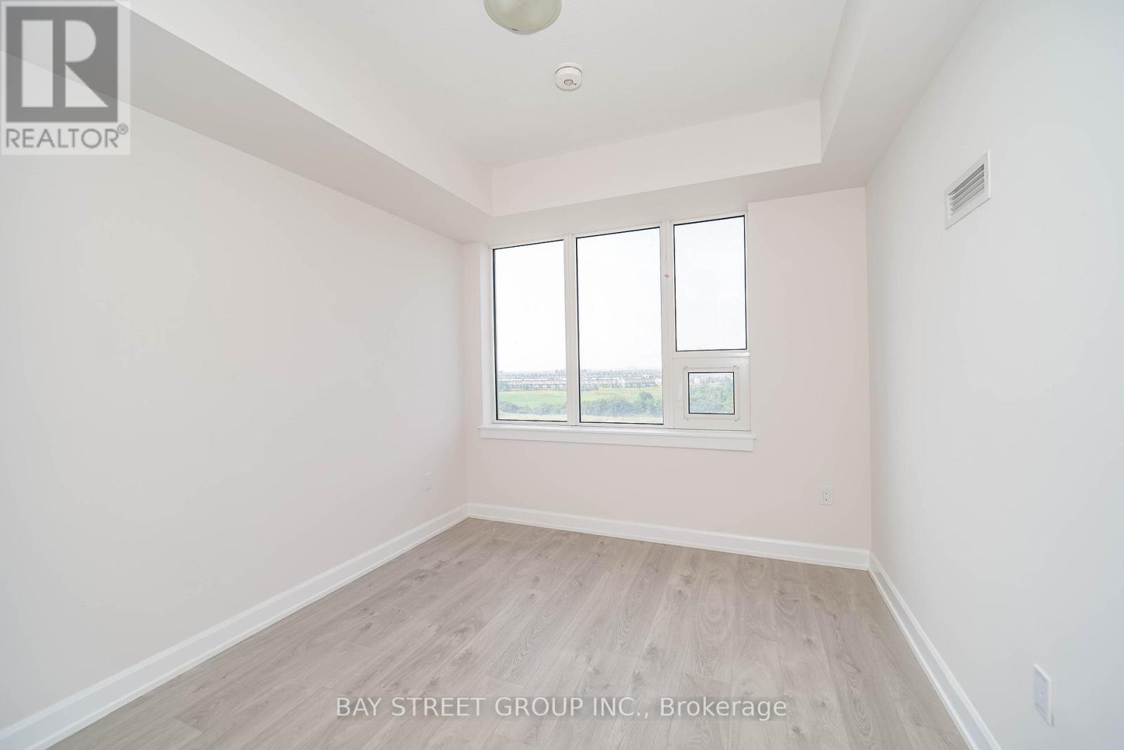 717 - 3200 William Coltson Avenue, Oakville (Jm Joshua Meadows), Ontario  L6H 7W6 - Photo 10 - W12171830