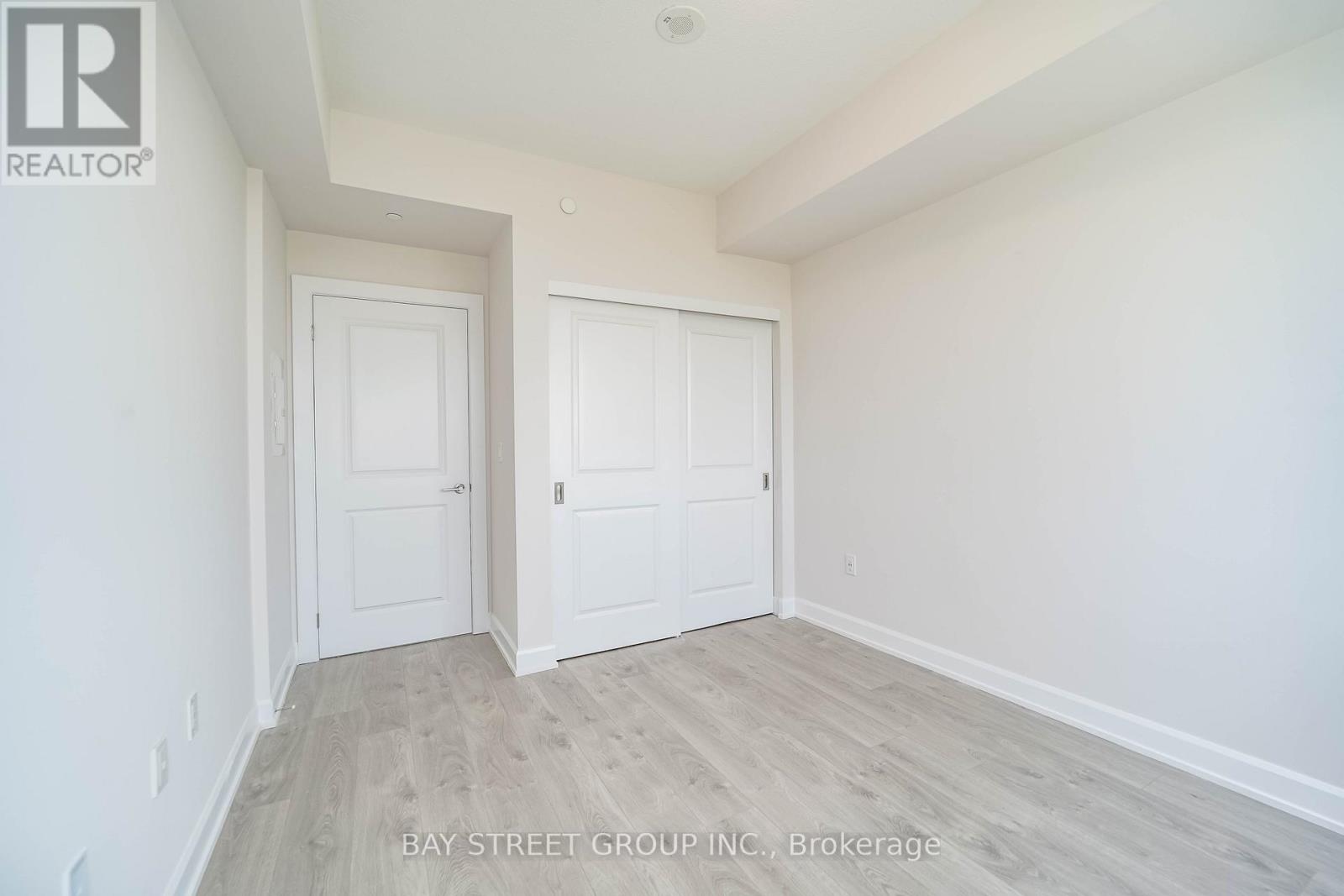 717 - 3200 William Coltson Avenue, Oakville, Ontario  L6H 7W6 - Photo 14 - W12171830
