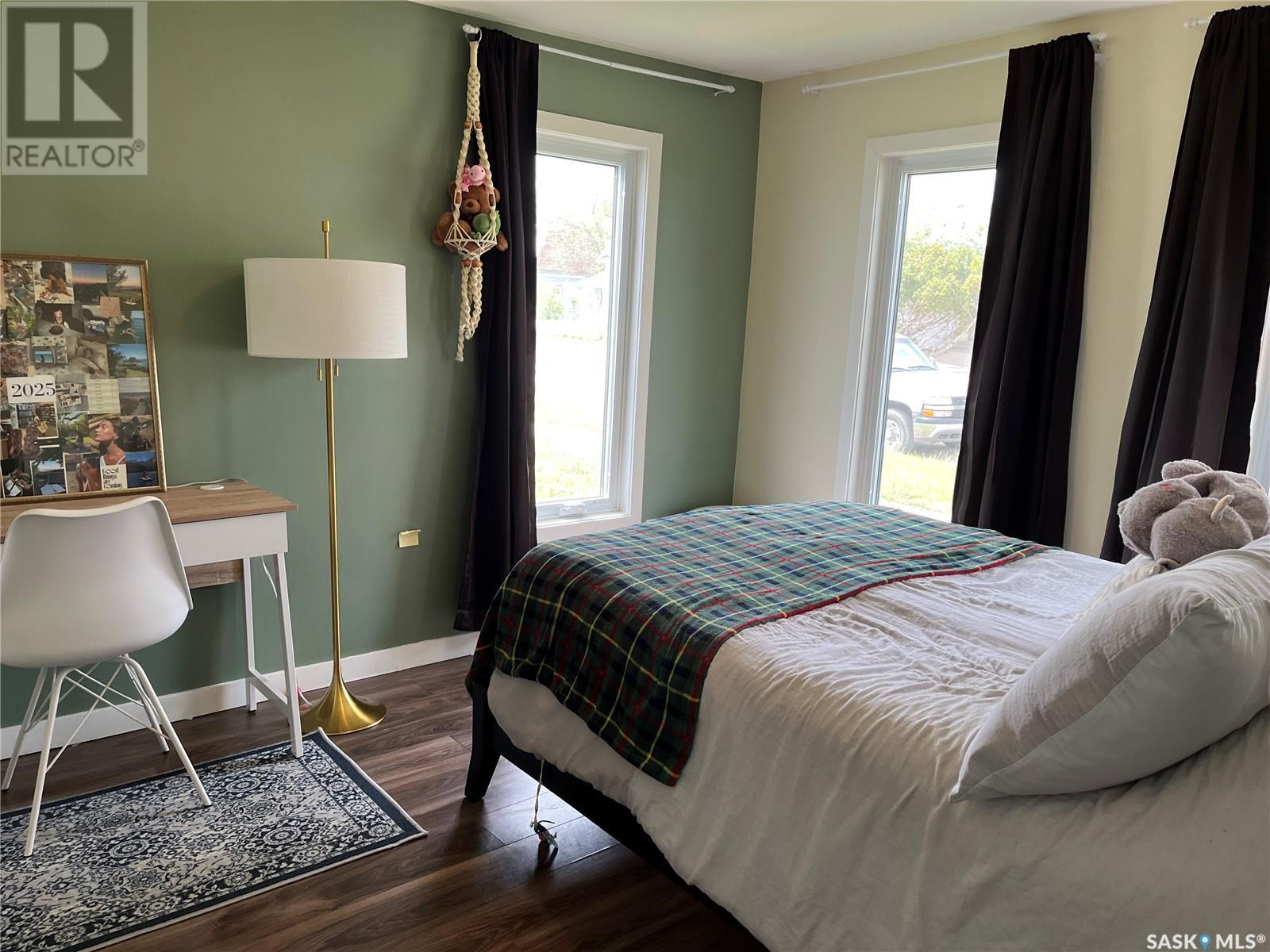 244 3rd Avenue E, Gravelbourg, Saskatchewan  S0H 1X0 - Photo 13 - SK007124