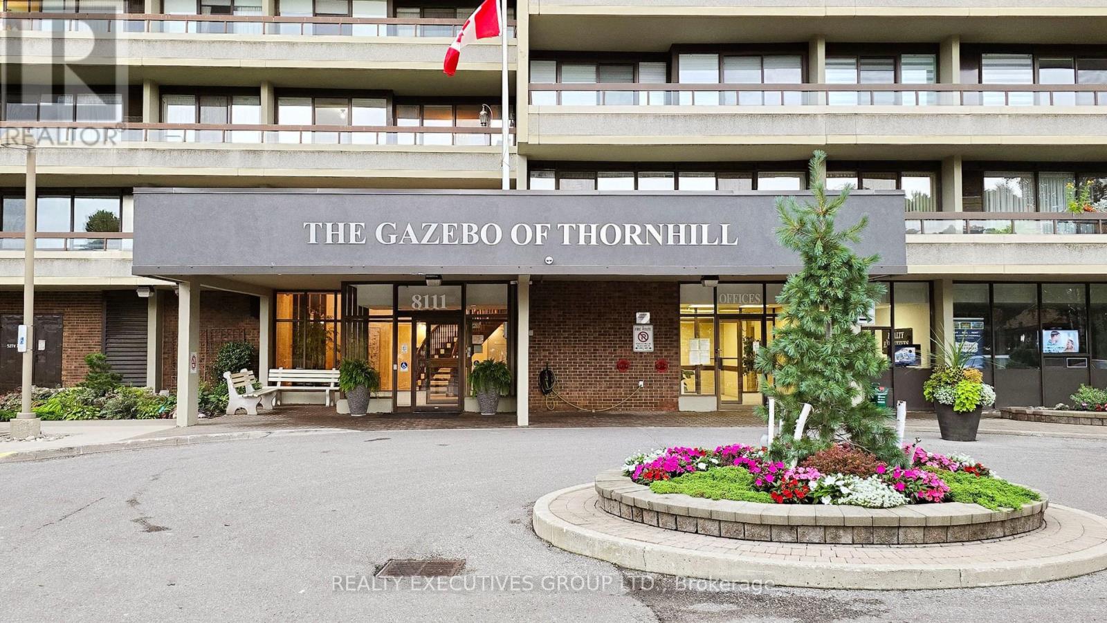 1601 - 8111 Yonge Street, Markham, Ontario  L3T 4V9 - Photo 3 - N12172736