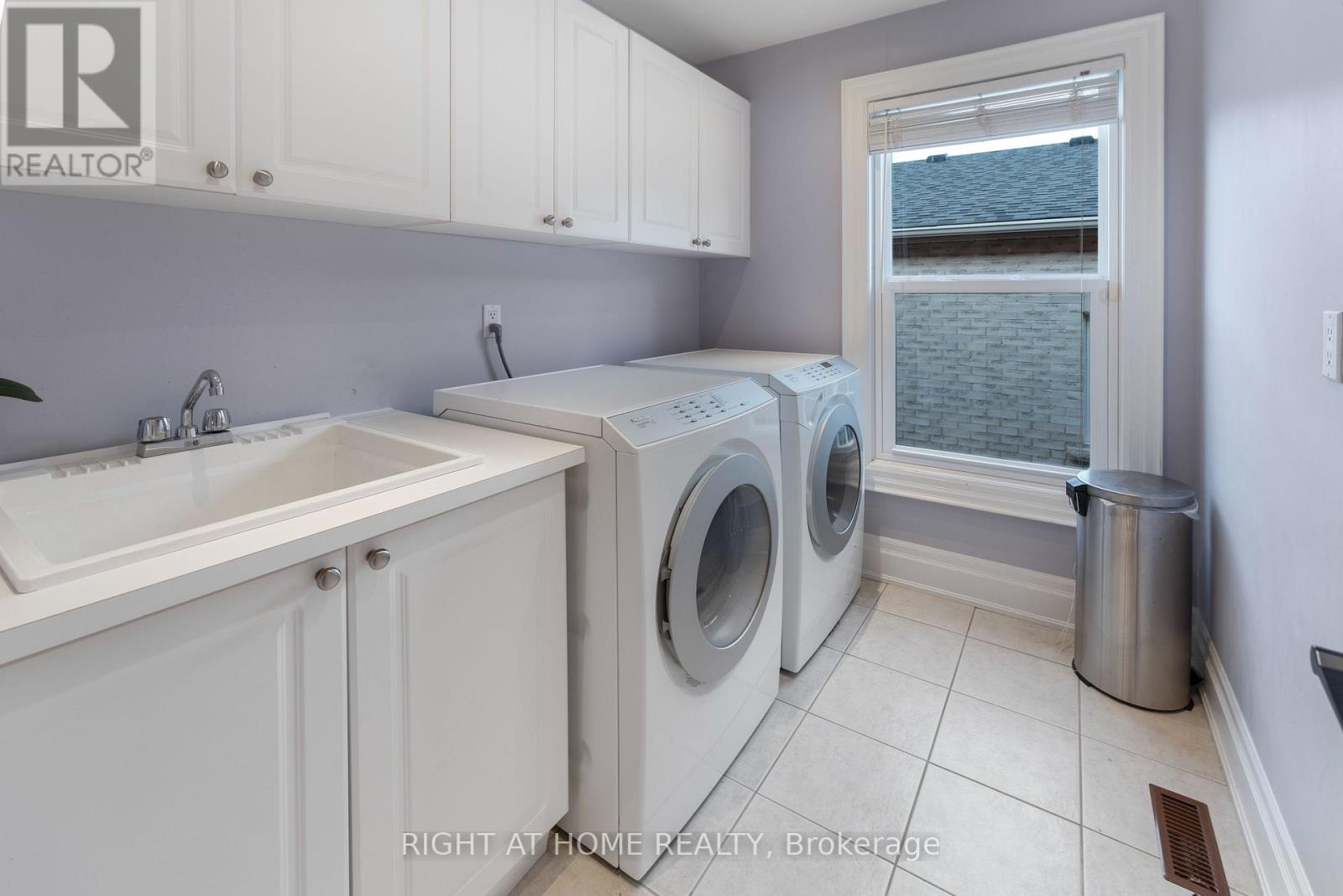 100 Willis Drive, Aurora, Ontario  L4G 7M4 - Photo 23 - N12172803