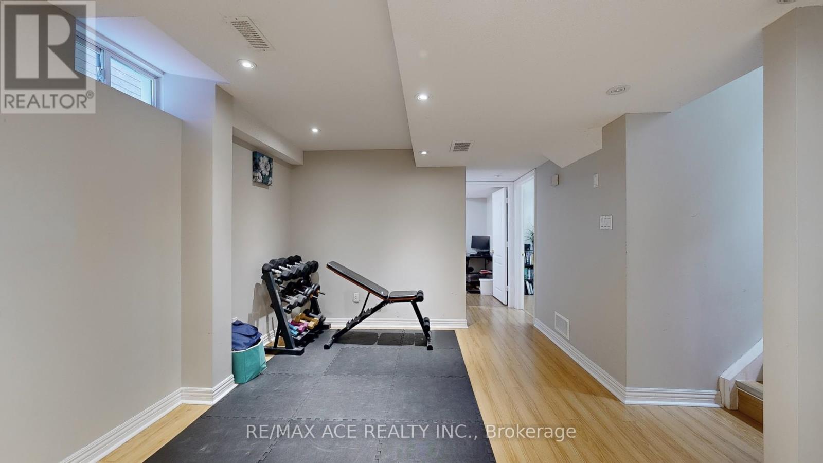 24 Pamgrey Road, Markham, Ontario  L6E 0B2 - Photo 36 - N12172834