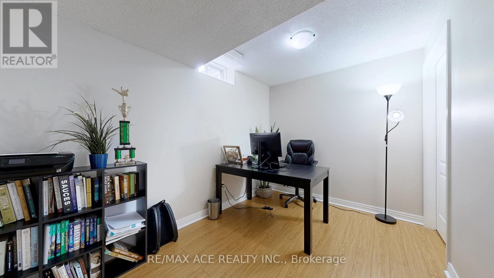 24 Pamgrey Road, Markham, Ontario  L6E 0B2 - Photo 42 - N12172834