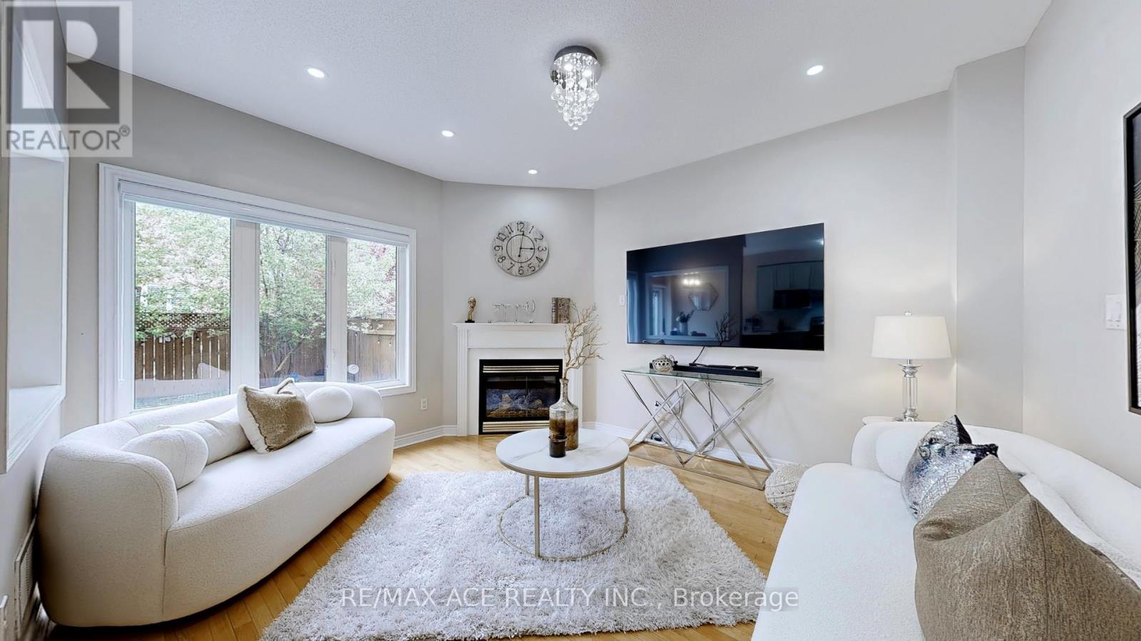 24 Pamgrey Road, Markham, Ontario  L6E 0B2 - Photo 7 - N12172834
