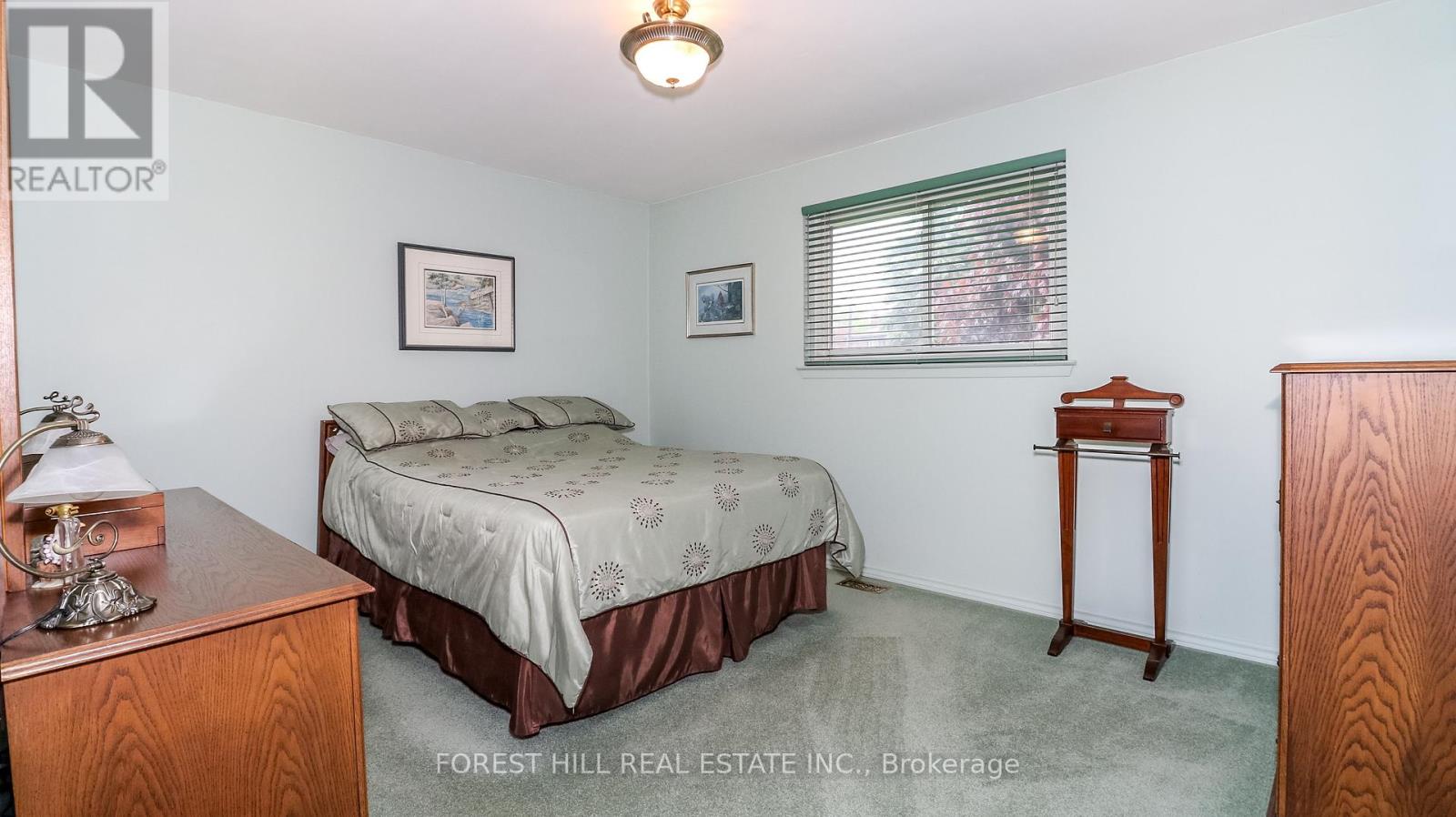 855 Three Seasons Drive, Newmarket, Ontario  L3Y 2B7 - Photo 8 - N12172870