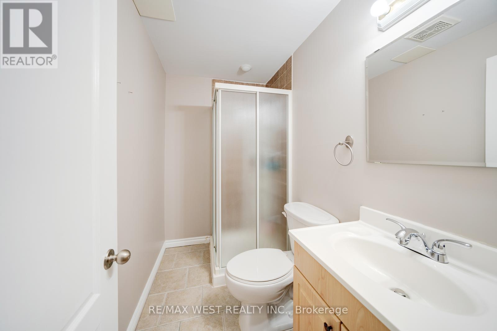 26 Thistle Avenue, Richmond Hill (Jefferson), Ontario  L4E 0B6 - Photo 42 - N12172905