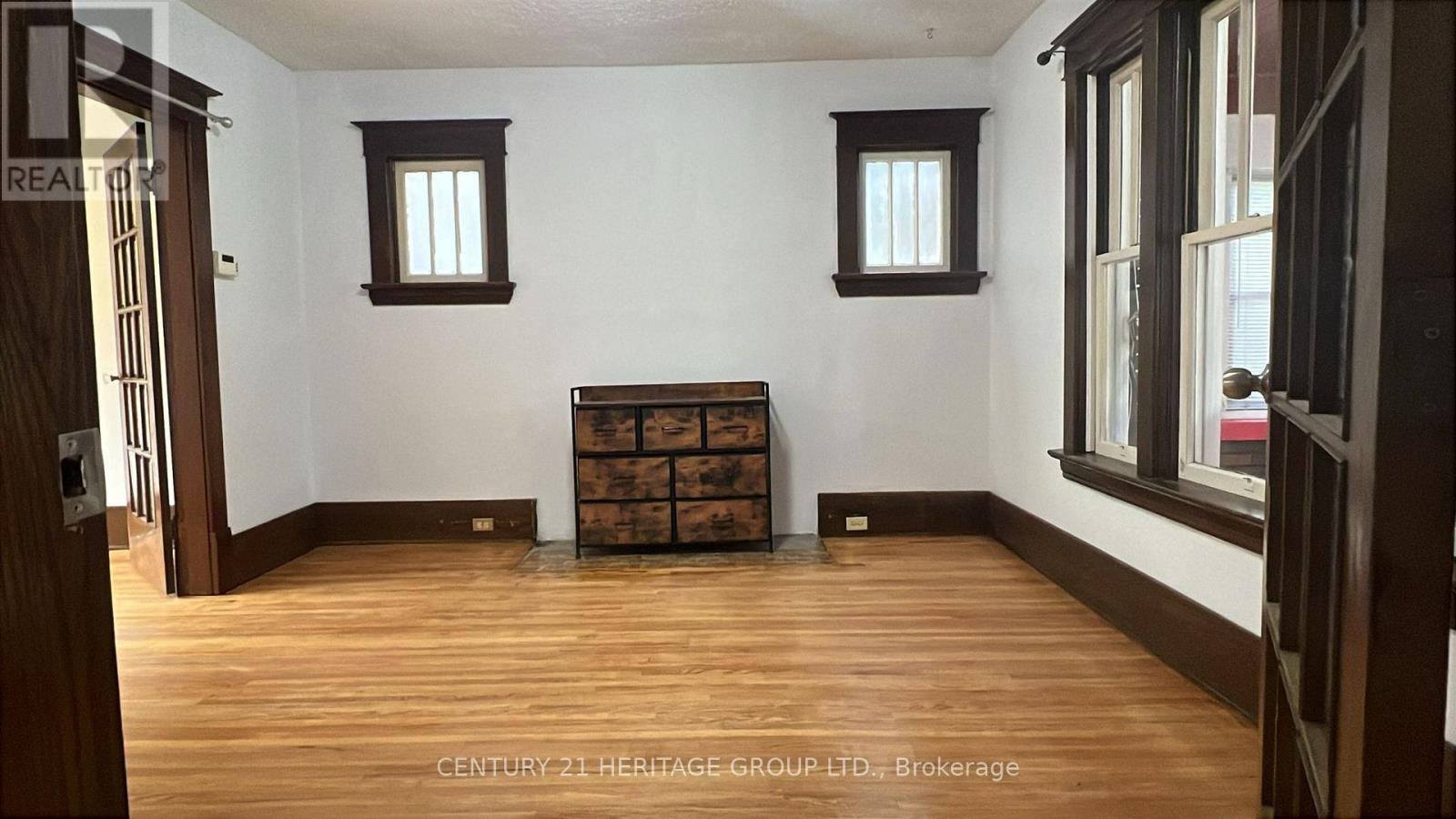 361 Ashland Avenue, London East, Ontario  N5W 4E9 - Photo 10 - X12152260