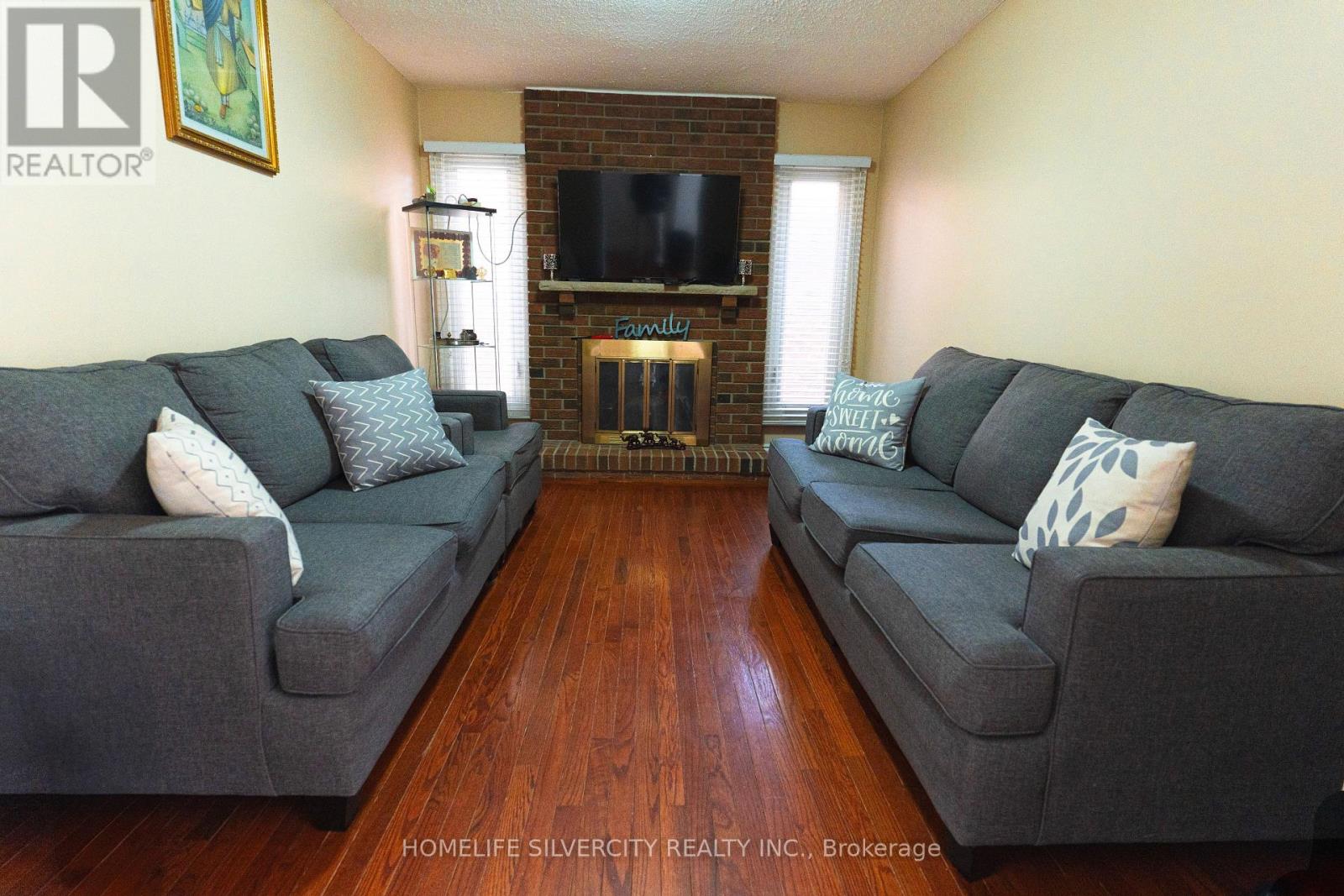 79 Green Springs Drive, Toronto, Ontario  M1V 2A9 - Photo 6 - E12166264