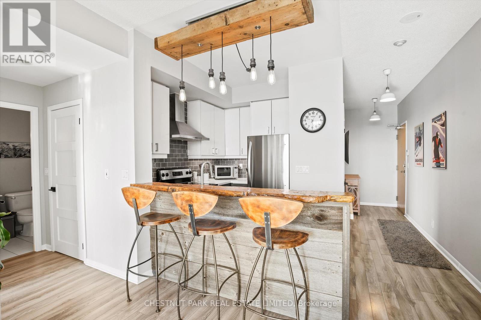 2216 - 185 Legion Road N, Toronto (Mimico), Ontario  M8Y 0A1 - Photo 10 - W12160281