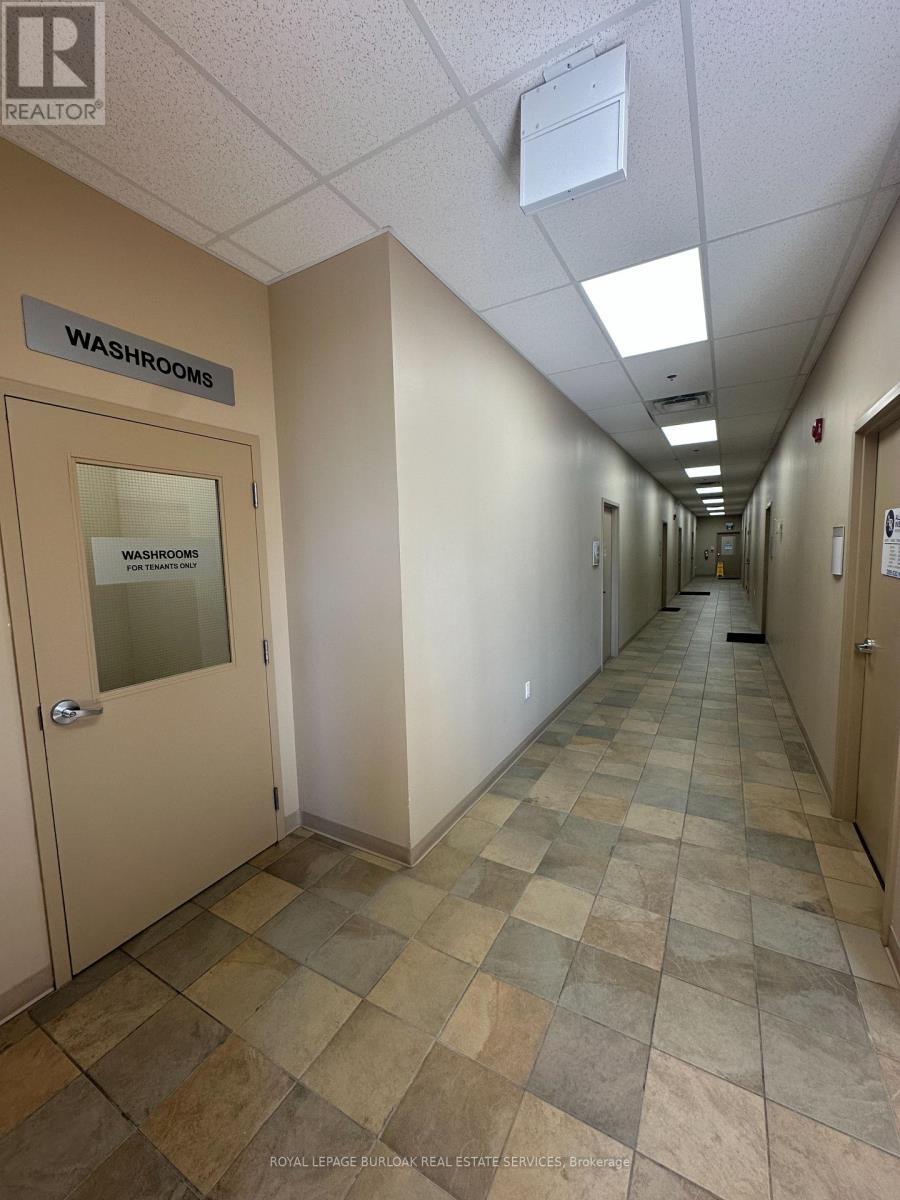 204 - 4265 Thomas Alton Boulevard, Burlington, Ontario  L7M 0Z4 - Photo 7 - W12082155