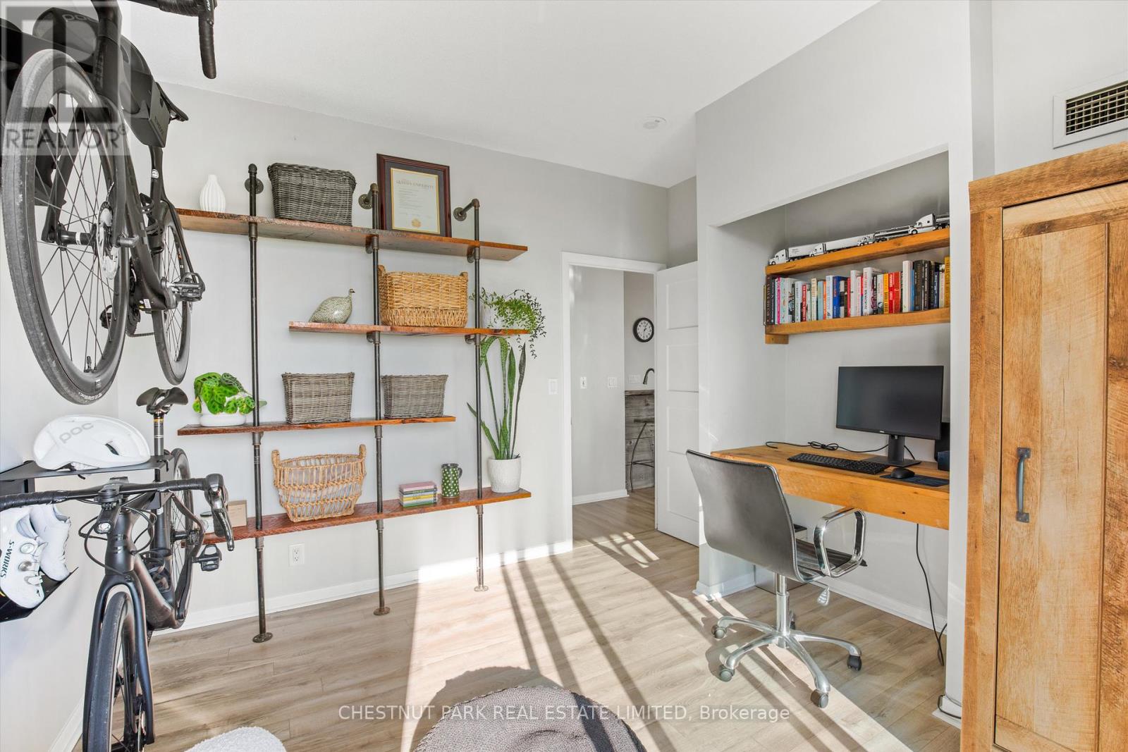 2216 - 185 Legion Road N, Toronto (Mimico), Ontario  M8Y 0A1 - Photo 16 - W12160281