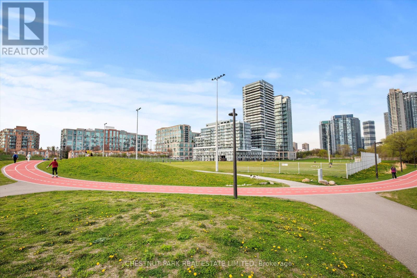 2216 - 185 Legion Road N, Toronto (Mimico), Ontario  M8Y 0A1 - Photo 25 - W12160281