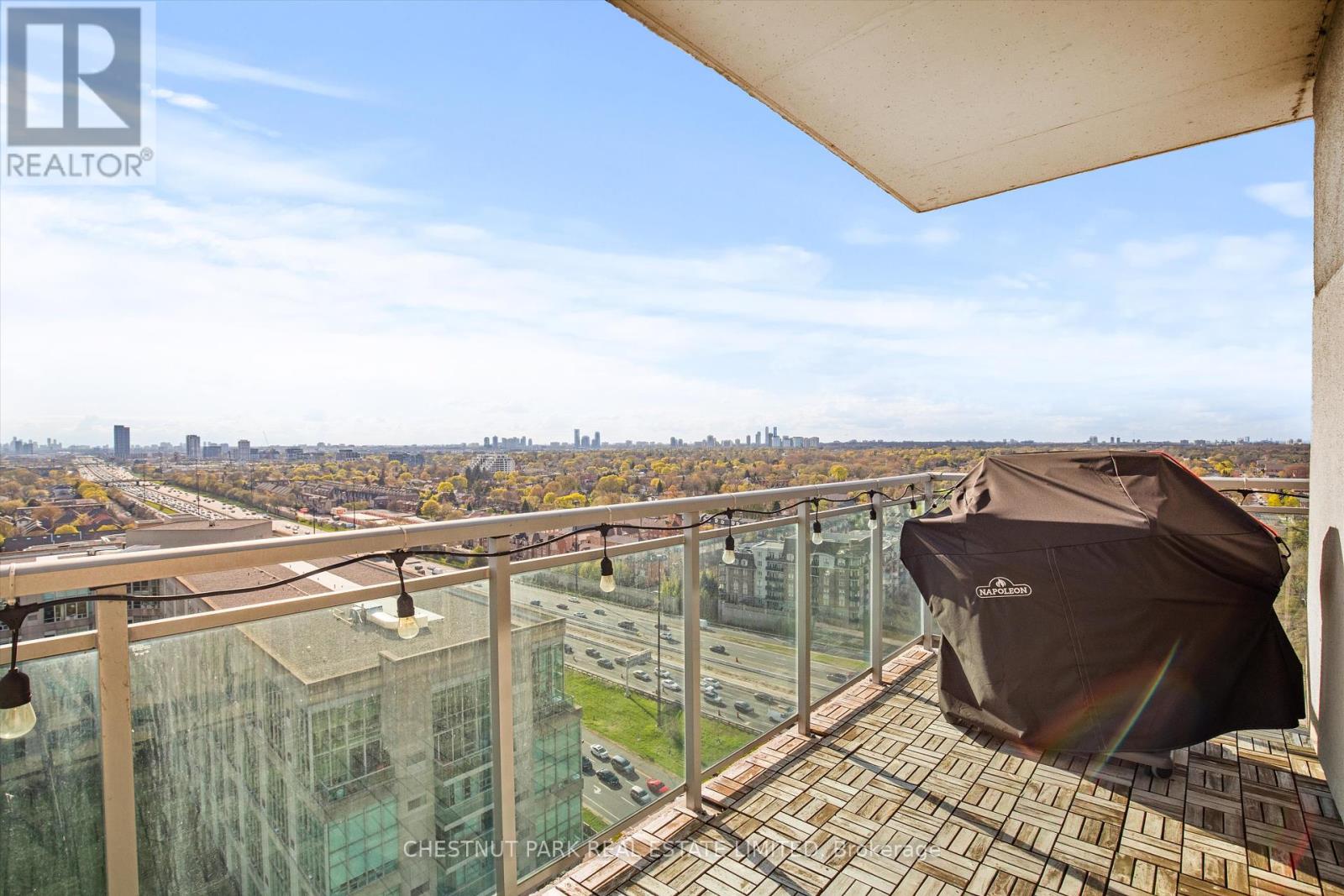 2216 - 185 Legion Road N, Toronto (Mimico), Ontario  M8Y 0A1 - Photo 19 - W12160281