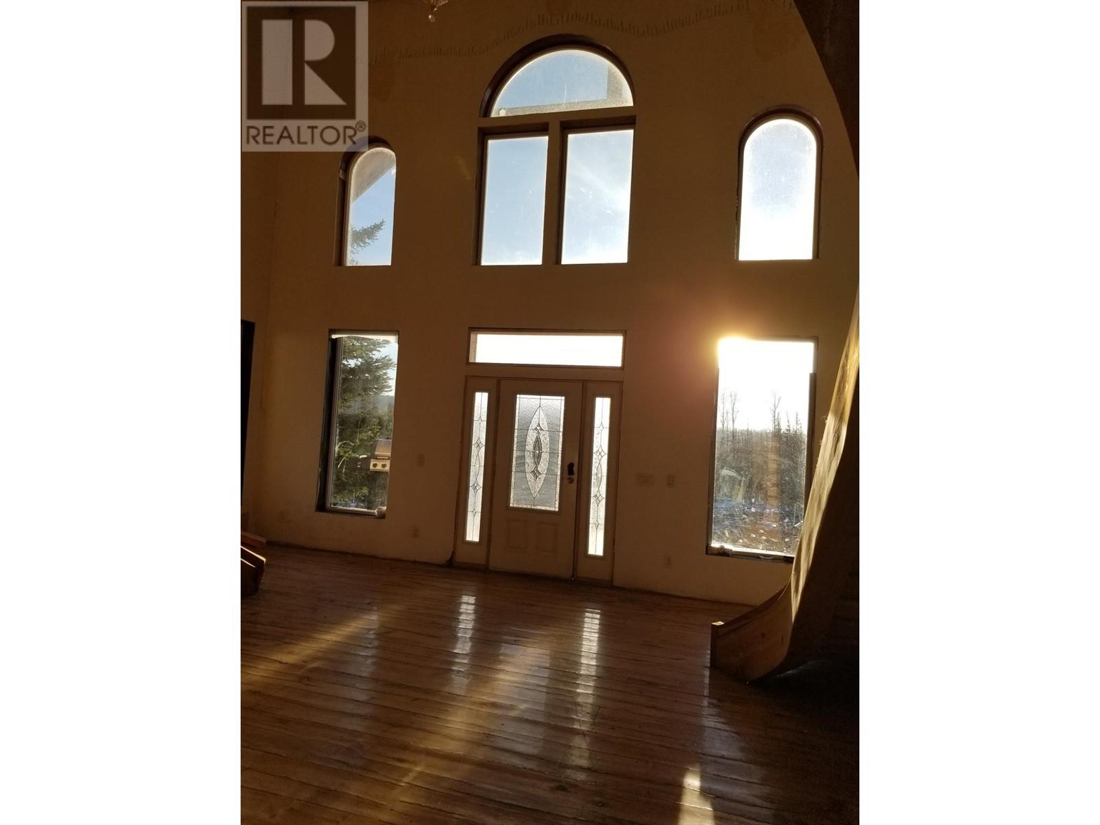 5885 Tranquille Criss Creek Road, Kamloops, British Columbia  V2B 8B6 - Photo 3 - 10348657