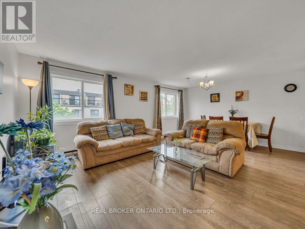 128 - 1050 Falgarwood Drive, Oakville, Ontario  L6H 2P3 - Photo 15 - W12172752