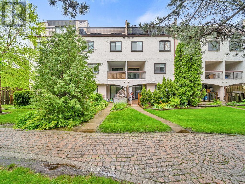 Property at 128 - 1050 FALGARWOOD DRIVE image 2