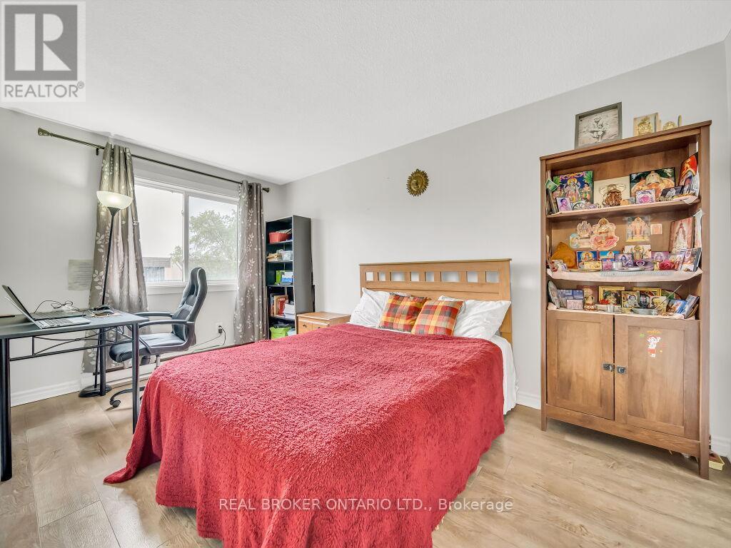 128 - 1050 Falgarwood Drive, Oakville, Ontario  L6H 2P3 - Photo 20 - W12172752