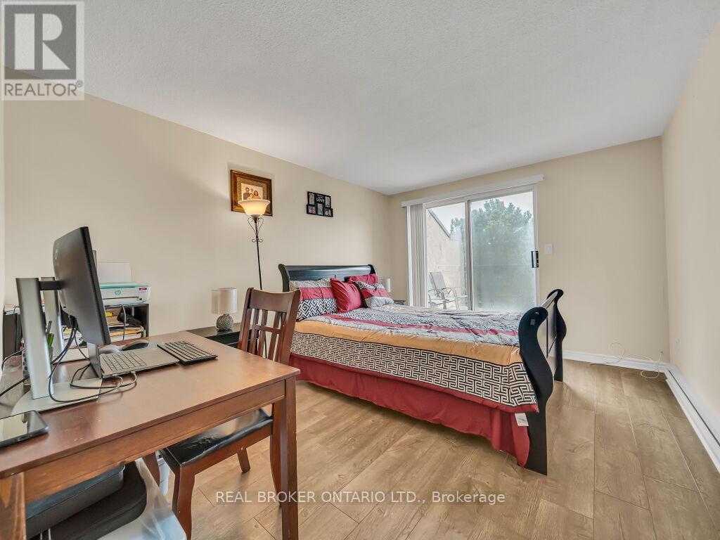 128 - 1050 Falgarwood Drive, Oakville, Ontario  L6H 2P3 - Photo 24 - W12172752