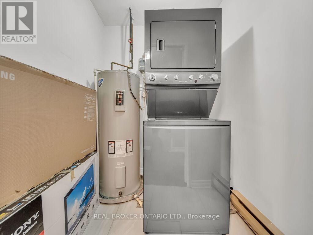128 - 1050 Falgarwood Drive, Oakville, Ontario  L6H 2P3 - Photo 25 - W12172752