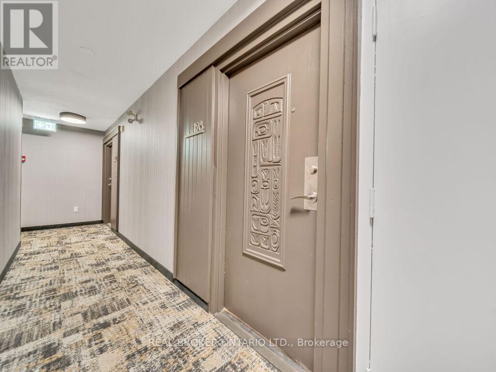 128 - 1050 Falgarwood Drive, Oakville, Ontario  L6H 2P3 - Photo 28 - W12172752