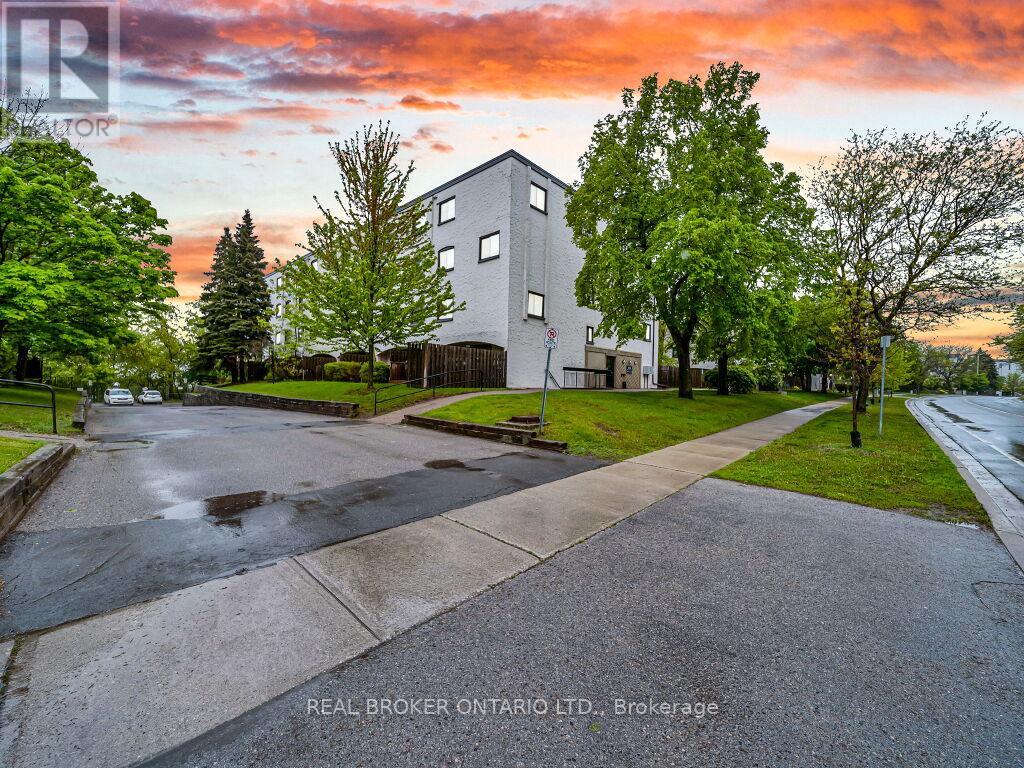 Property at 128 - 1050 FALGARWOOD DRIVE image 3
