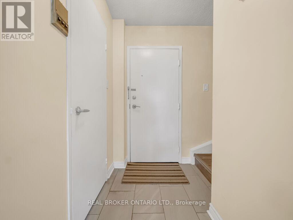 Property at 128 - 1050 FALGARWOOD DRIVE image 4