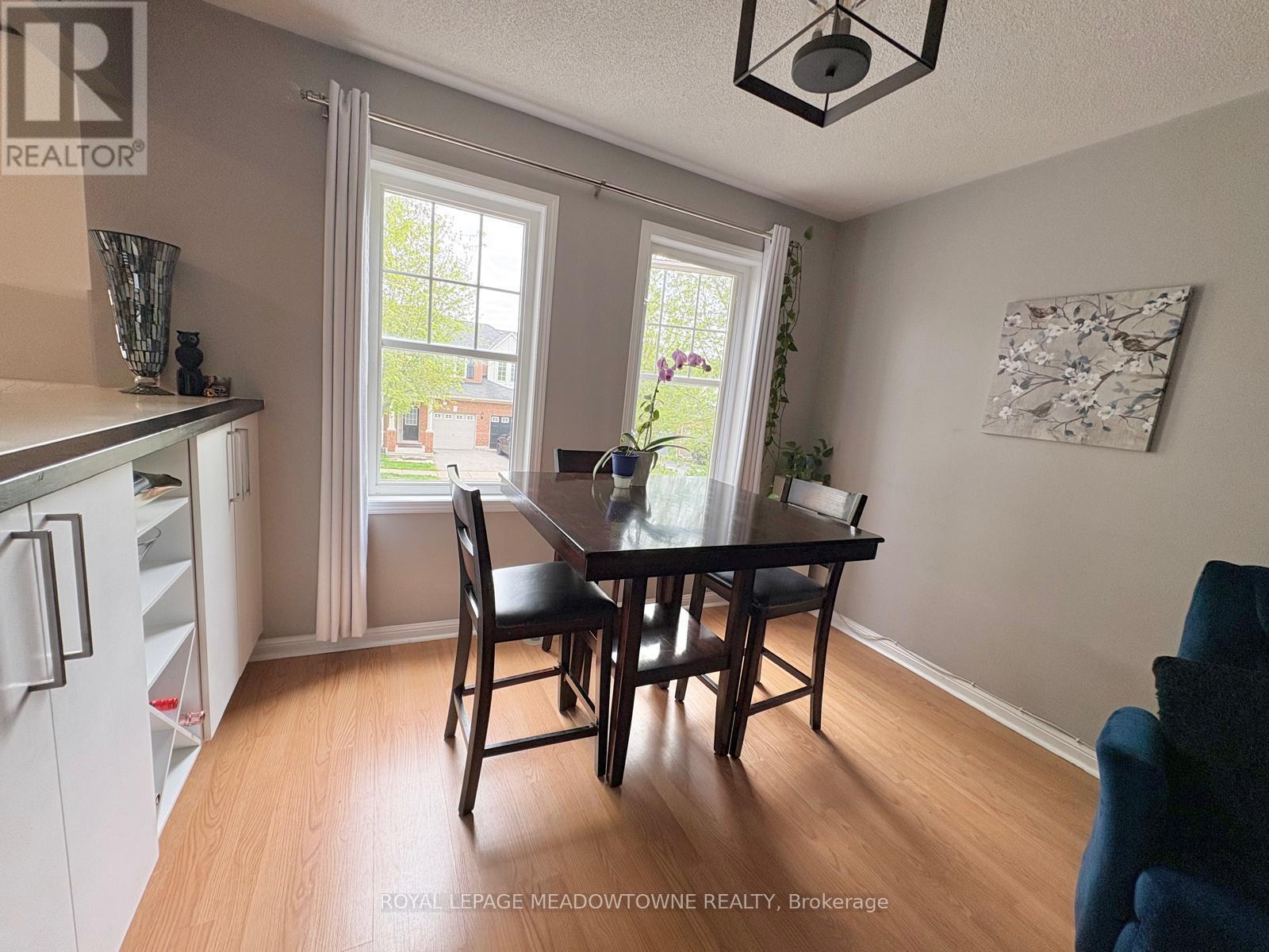 774 Shortreed Crescent, Milton (Co Coates), Ontario  L9T 0E8 - Photo 11 - W12172854