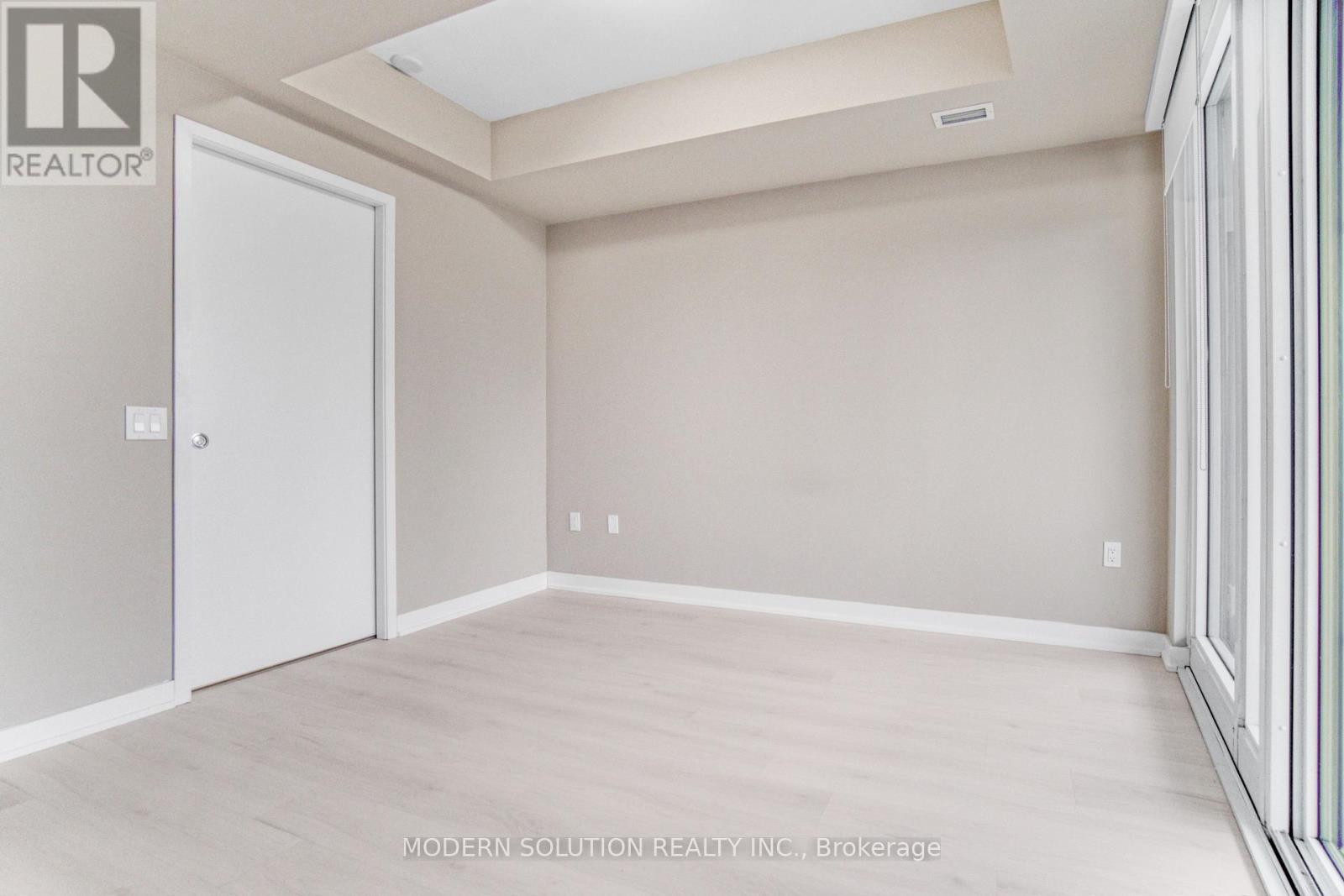 1003 - 3900 Confederation Parkway, Mississauga (City Centre), Ontario  L5B 0M3 - Photo 18 - W12172908
