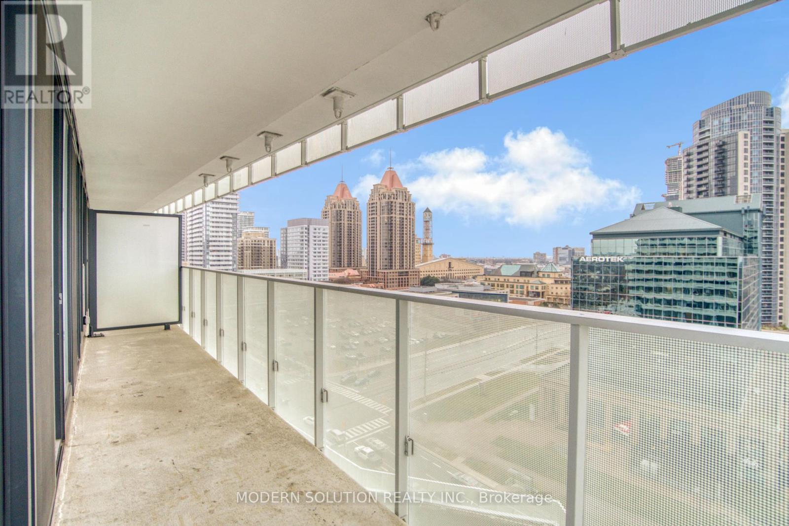 1003 - 3900 Confederation Parkway, Mississauga (City Centre), Ontario  L5B 0M3 - Photo 30 - W12172908