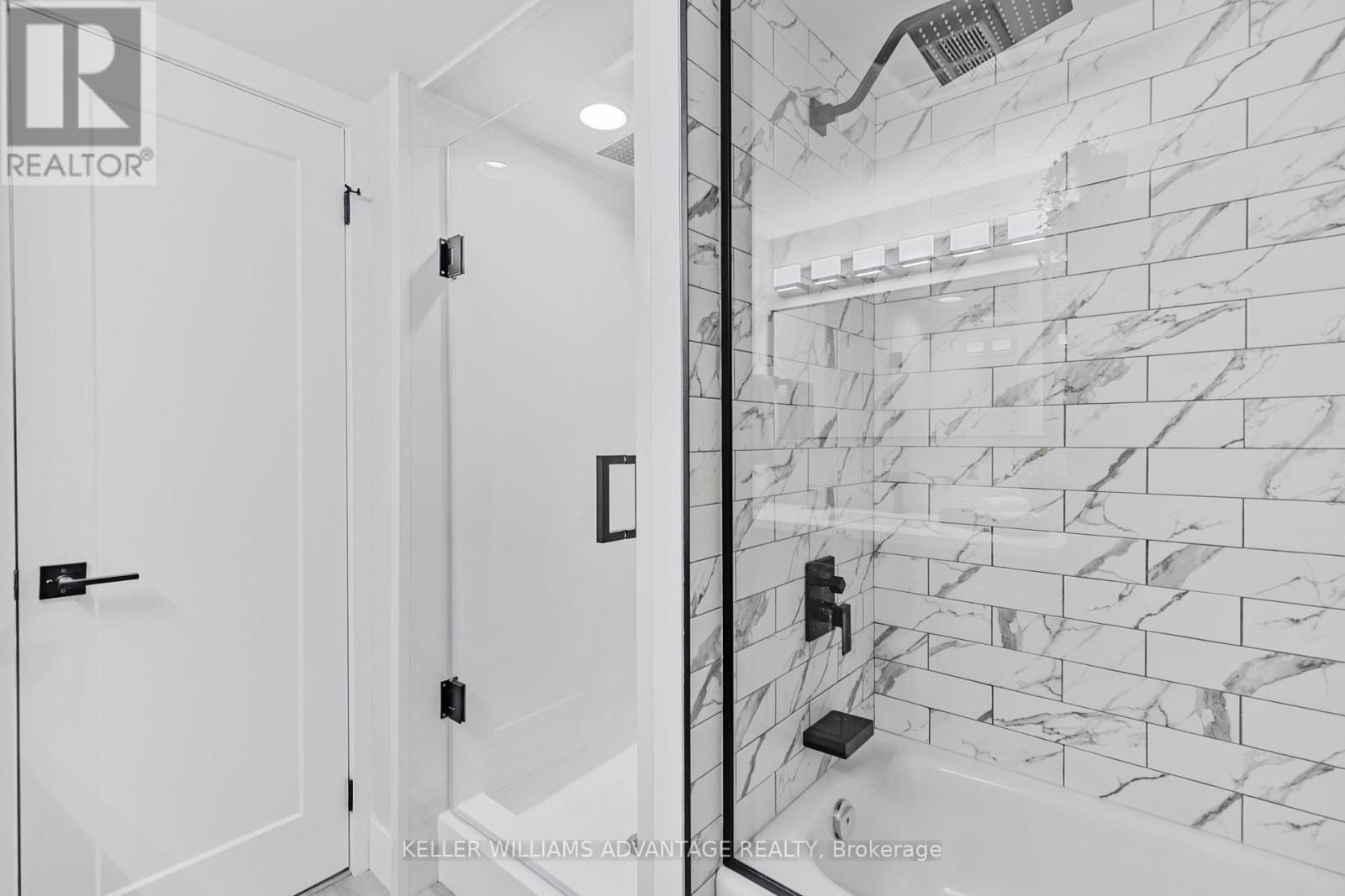 208 - 1270 Maple Crossing Boulevard, Burlington (Brant), Ontario  L7S 2J3 - Photo 20 - W12172929