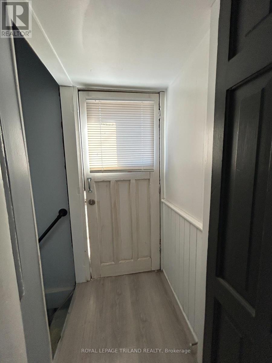 633 Hamilton Road, London East, Ontario  N5Z 1T1 - Photo 12 - X12173031