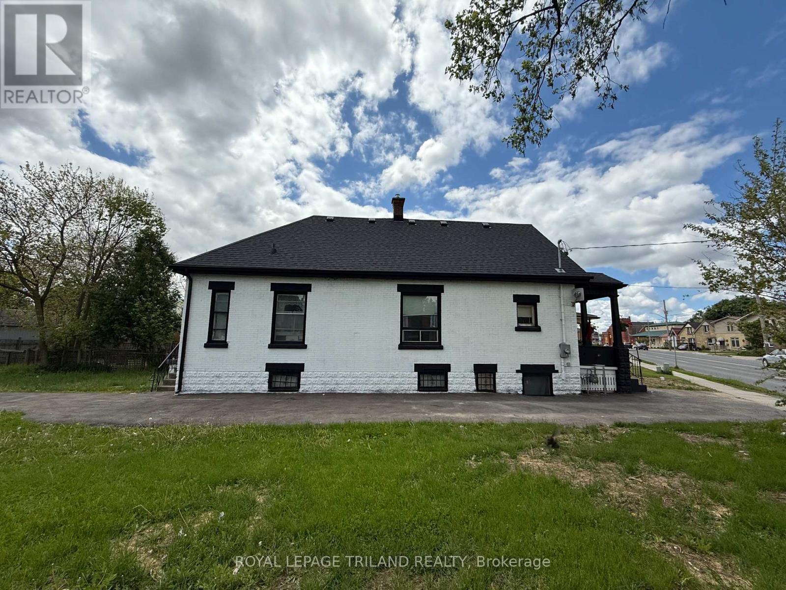 633 Hamilton Road, London East, Ontario  N5Z 1T1 - Photo 22 - X12173031