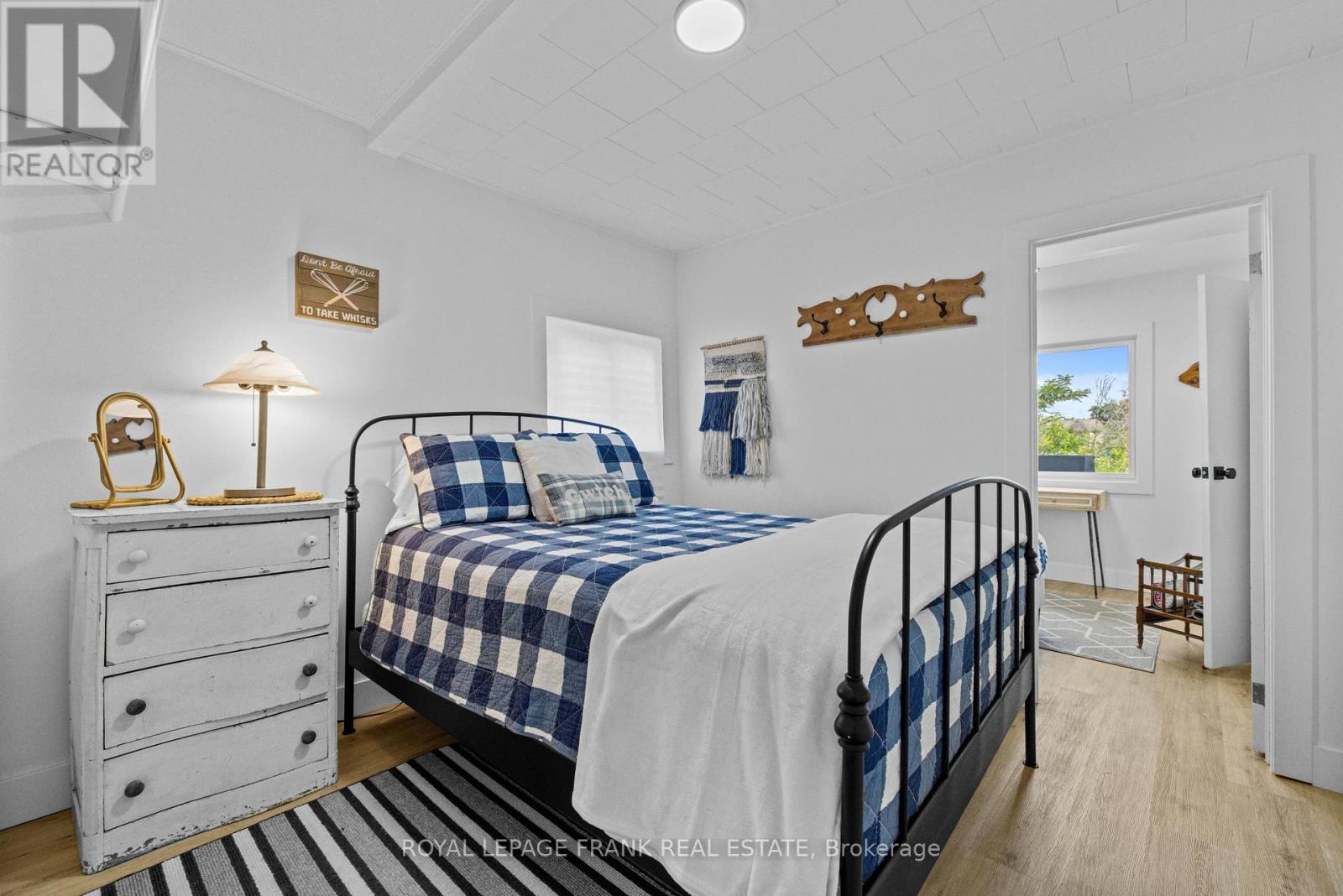 9 Hague Boulevard, Smith-Ennismore-Lakefield, Ontario  K0L 2H0 - Photo 21 - X12173056