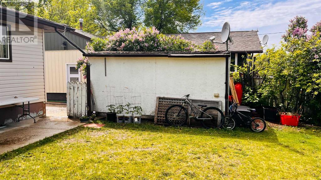 330 3rd Avenue E, Bow Island, Alberta  T0K 0G0 - Photo 22 - A2224186