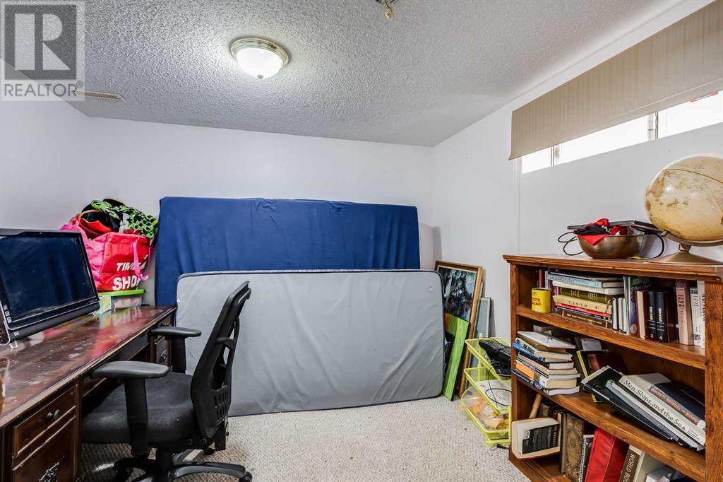 31 Willowbrook Gate Nw, Airdrie, Alberta  T4B 2J9 - Photo 21 - A2212428